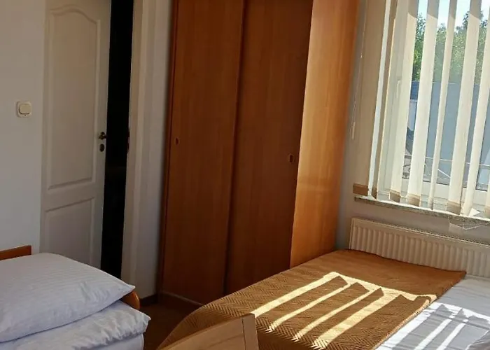 Woda I Wiatr Pl Wiking Przy Morzu Droga Rybacka 35 Jastrzębia Góra